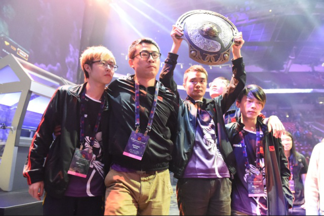 什么是“止损的数学逻辑”？当本金损耗达到多少时必须强制离场。（止损的数理依据：本金回撤到何种程度需果断离场）